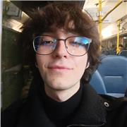 Joven sin experiencia pero con gran paciencia y adaptabilidad, además con una disponibilidad horaria de lunes a domingo.